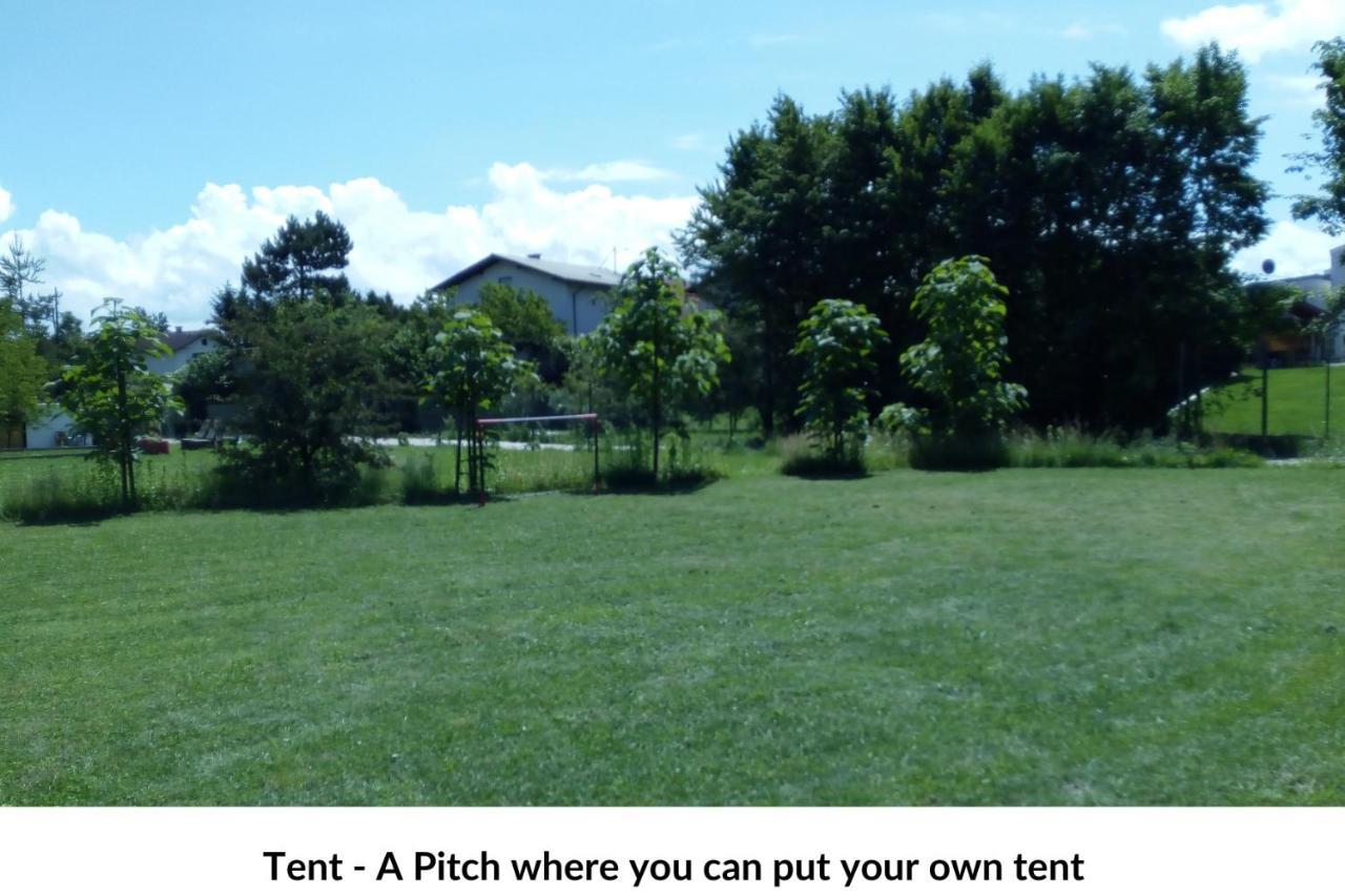 Hotel Camping @ Nogometni Golf Laibach Exterior foto
