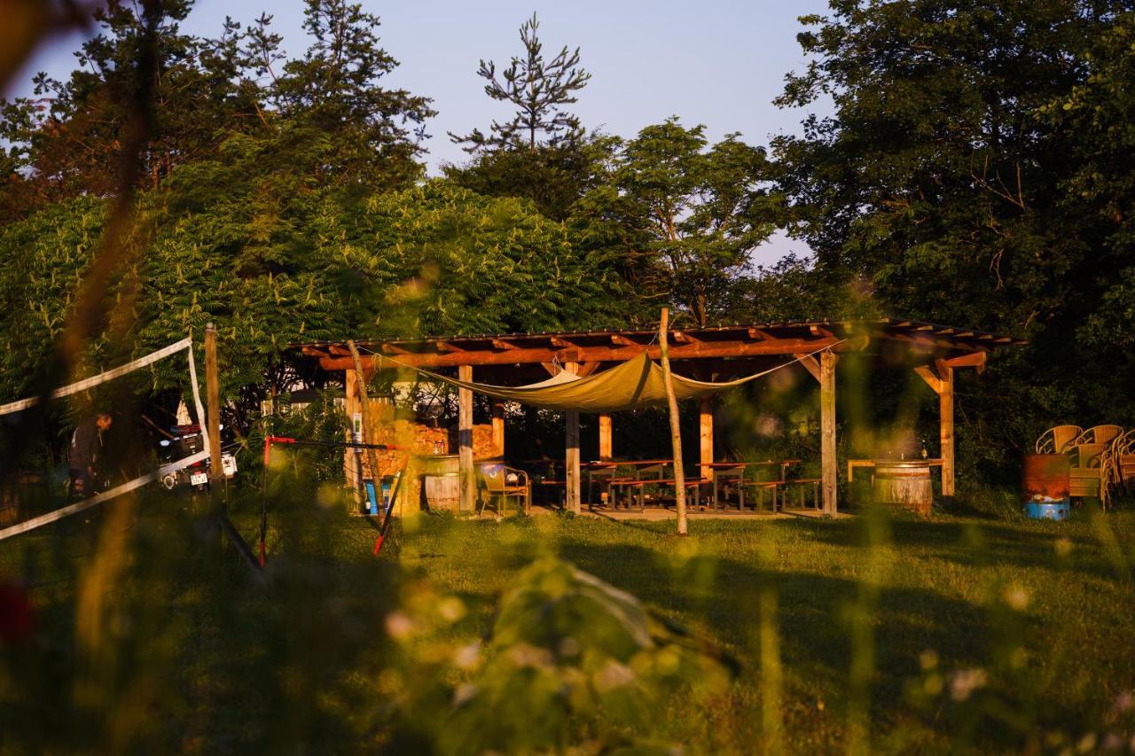 Hotel Camping @ Nogometni Golf Laibach Exterior foto