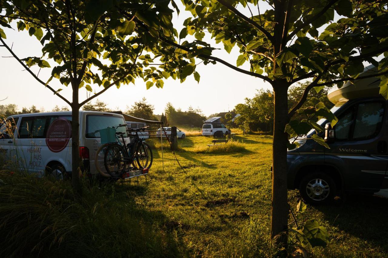Hotel Camping @ Nogometni Golf Laibach Exterior foto